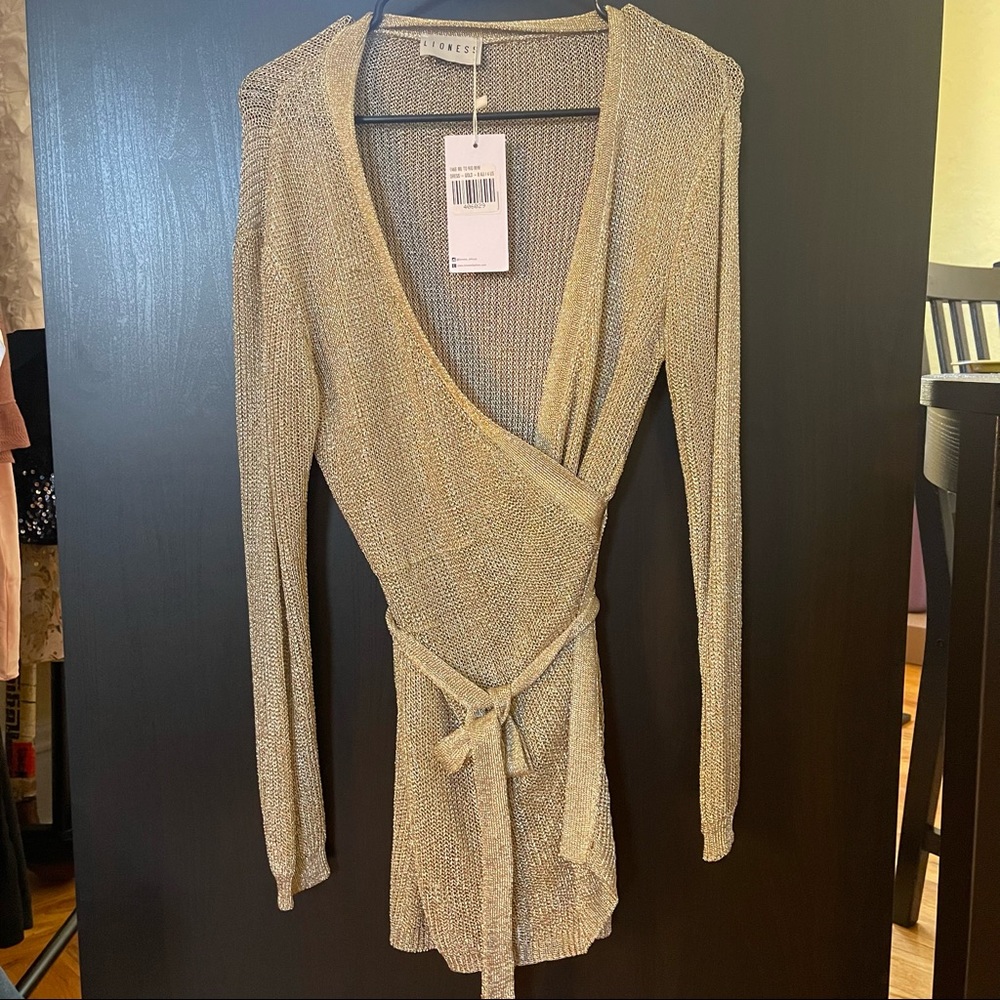 LIONESS NWT 🦁⭐️ gold dress !!!